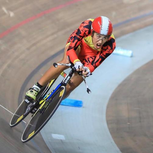 曼联近4场英超被射门109次，对保级队也被射20次起步.